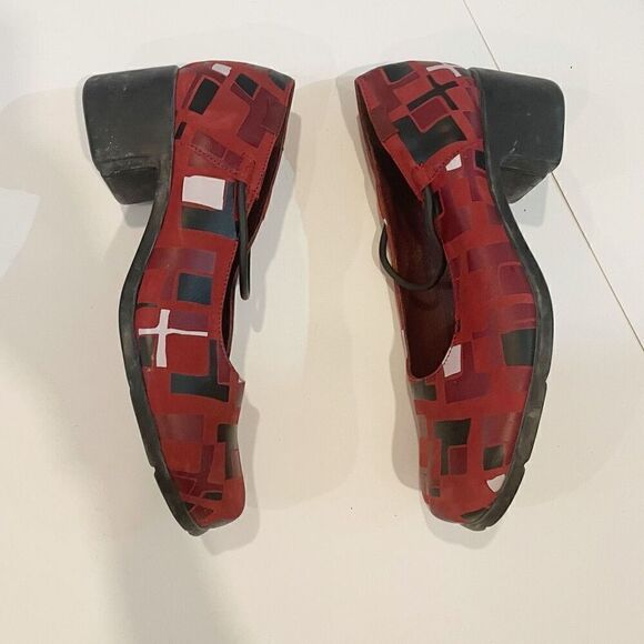 Camper women’s size 6.5 Shoes Heels Slip On Red Leather Lagenlook - Picture 2 of 10